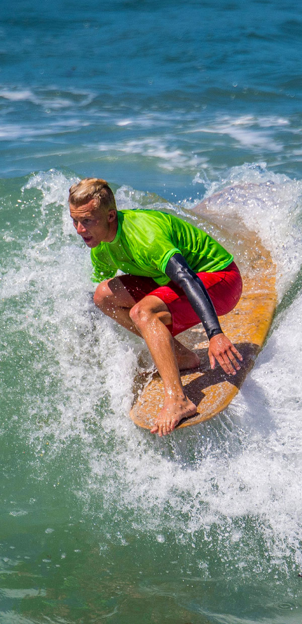 OMSurf Classic Longboard Surfing Contest Men's Over the Line